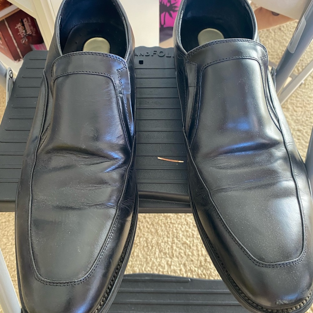 Kenneth Cole Black dress shoes 10M